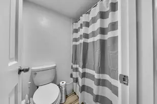 1701 Whitehall Dr, Davie, FL 33324 - Photo 20