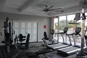 2200 NE 33rd Ave, Fort Lauderdale, FL 33305 - Photo 14