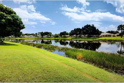 8390 E Garden Oaks Circle, Palm Beach Gardens, FL 33410 - Photo 2