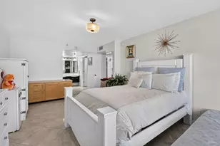 290 174th St, Sunny Isles Beach, FL 33160 - Photo 26