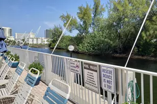 2860 NE 14th St St, Pompano Beach, FL 33062 - Photo 8