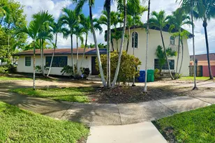 2390 NE 199th St, Aventura, FL 33180 - Photo 18