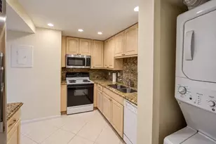 1800 S Ocean Blvd, Pompano Beach, FL 33062 - Photo 16