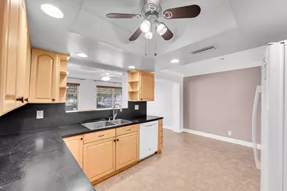 7255 NW 8th Court, Margate, FL 33063 - Photo 8