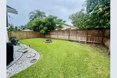 8715 Sol Terrace, West Palm Beach, FL 33403 - Photo 18