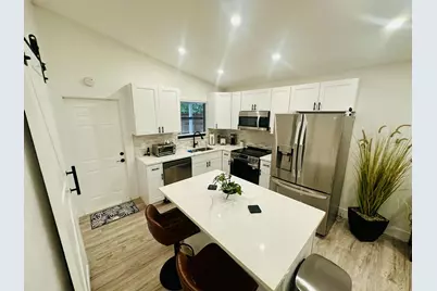 8715 Sol Terrace, West Palm Beach, FL 33403 - Photo 6