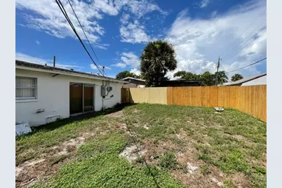 1104 W 24th Street, Riviera Beach, FL 33404 - Photo 6