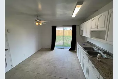 1104 W 24th Street, Riviera Beach, FL 33404 - Photo 14