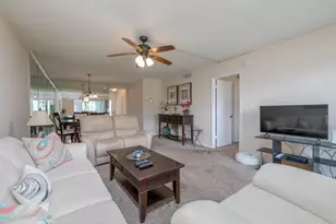 2731 NE 14th St, Pompano Beach, FL 33062 - Photo 14