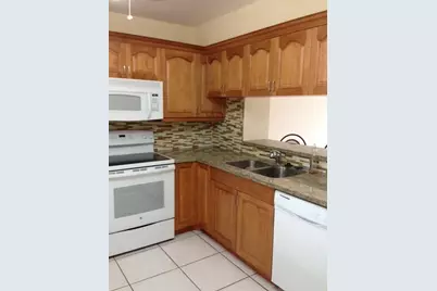 4100 N 58th Avenue #303, Hollywood, FL 33021 - Photo 1