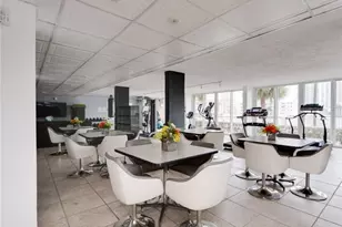 121 Golden Isles Dr, Hallandale Beach, FL 33009 - Photo 24