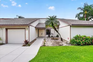 13355 Touchstone Pl, Palm Beach Gardens, FL 33418 - Photo 2