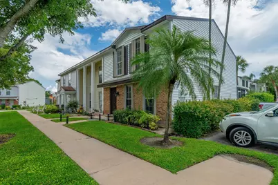 1626 Brier Patch Trail, Wellington, FL 33414 - Photo 2
