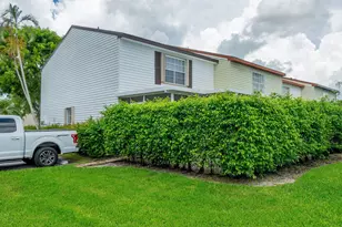 1626 Brier Patch Trail, Wellington, FL 33414 - Photo 26