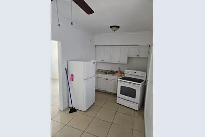 7041 NW 6th Avenue, Miami, FL 33150 - Photo 4