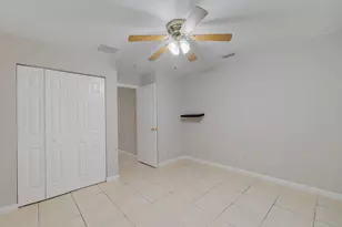 622 Lytle St, West Palm Beach, FL 33405 - Photo 10