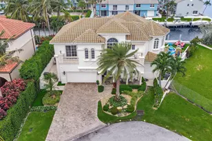 857 Havana Dr, Boca Raton, FL 33487 - Photo 2