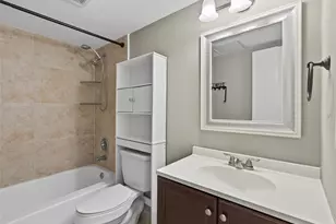 8400 W Sample Rd, Coral Springs, FL 33065 - Photo 20