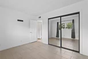 8400 W Sample Rd, Coral Springs, FL 33065 - Photo 18