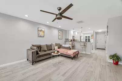 4465 Luxemburg Court #108, Lake Worth, FL 33467 - Photo 6