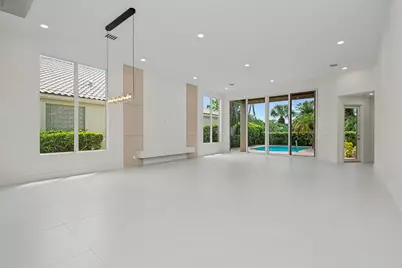 16053 Villa Vizcaya Place, Delray Beach, FL 33446 - Photo 6