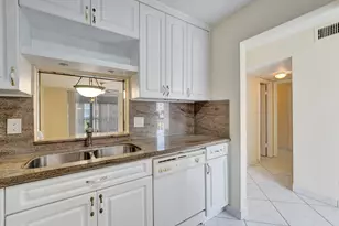 610 NE 12th Ave, Hallandale Beach, FL 33009 - Photo 2