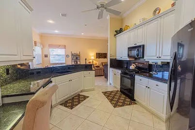 468 NW Blue Lake Drive, Port Saint Lucie, FL 34986 - Photo 6