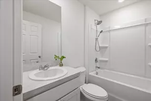 542 Mimosa St SW, Palm Bay, FL 32908 - Photo 8