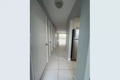 1001 SE 3rd Street #1, Deerfield Beach, FL 33441 - Photo 2