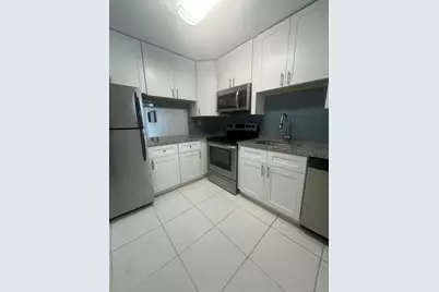 1001 SE 3rd Street #1, Deerfield Beach, FL 33441 - Photo 6