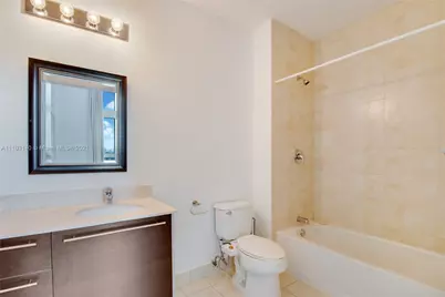 1900 N Bayshore Drive #912, Miami, FL 33132 - Photo 6