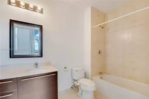 1900 N Bayshore Dr, Miami, FL 33132 - Photo 6