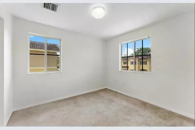 6051 SW 19th Court, North Lauderdale, FL 33068 - Photo 10