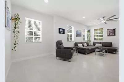 140 Seagrape Drive #108, Jupiter, FL 33458 - Photo 14