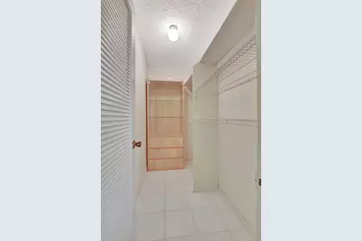204 Burgundy E, Delray Beach, FL 33484 - Photo 14