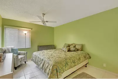 204 Burgundy E, Delray Beach, FL 33484 - Photo 12