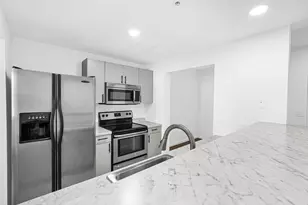 533 NE 3rd Ave, Fort Lauderdale, FL 33301 - Photo 18