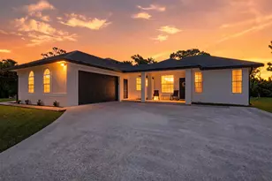 18220 90th St N, The Acreage, FL 33470 - Photo 2