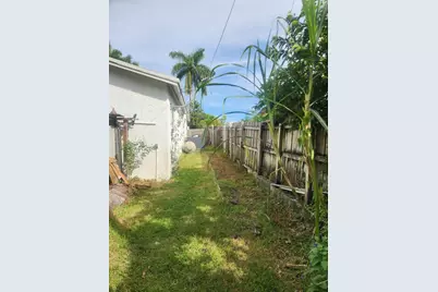225 S Sequoia Drive, West Palm Beach, FL 33409 - Photo 14