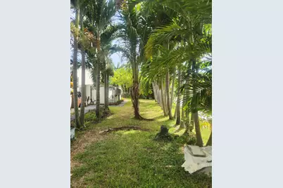 225 S Sequoia Drive, West Palm Beach, FL 33409 - Photo 22