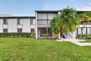 1002 Green Pine Blvd, West Palm Beach, FL 33409 - Photo 2