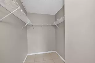 1002 Green Pine Blvd, West Palm Beach, FL 33409 - Photo 24