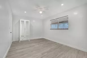 2862 NE 32nd St, Fort Lauderdale, FL 33306 - Photo 14
