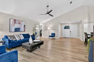 2834 Deer Creek Kelly Brooke Ln, Deerfield Beach, FL 33442 - Photo 4