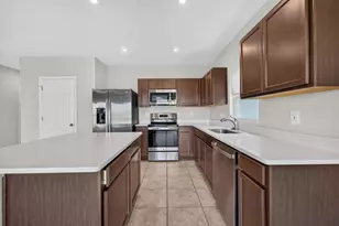 501 Cherimoya St, Fort Pierce, FL 34981 - Photo 12