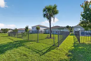 501 Cherimoya St, Fort Pierce, FL 34981 - Photo 34