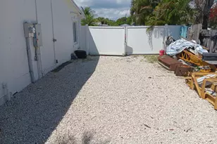 2574 NE 14th Terrace, Pompano Beach, FL 33064 - Photo 10
