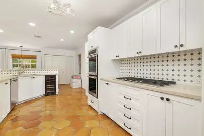 332 Pilgrim Road, West Palm Beach, FL 33405 - Photo 12