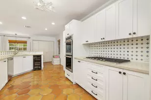 332 Pilgrim Rd, West Palm Beach, FL 33405 - Photo 12