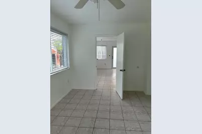 8361 NW 24th Place, Sunrise, FL 33322 - Photo 4